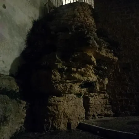 All'arco Casa Acerenza