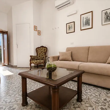 Apartment All'arco Casa