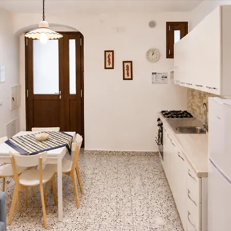 Apartment All'arco Casa Acerenza