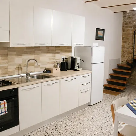 Apartment All'arco Casa Acerenza